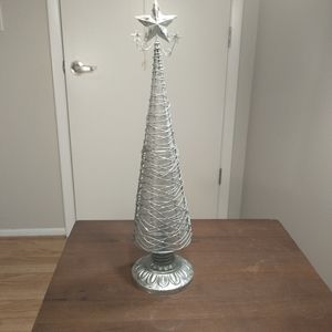 Wire, LED Light-up Christmas Tree, 18" two lighting modes,batteries not included